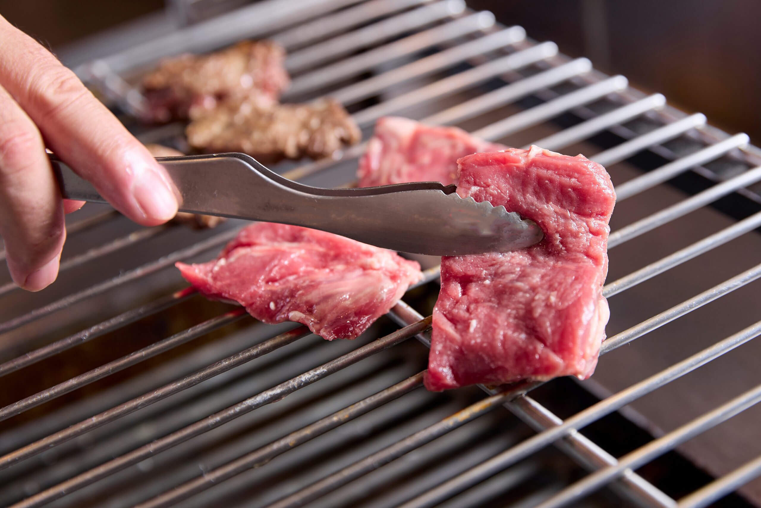 ”希少部位　めがね”　牛ラウンドオイスターのグリル