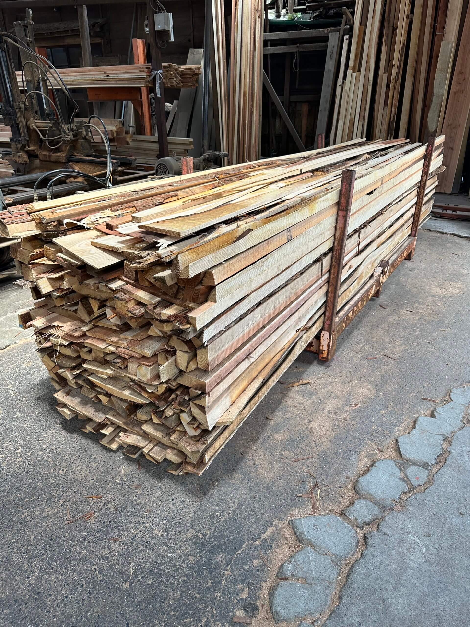 アートに使用した素材について